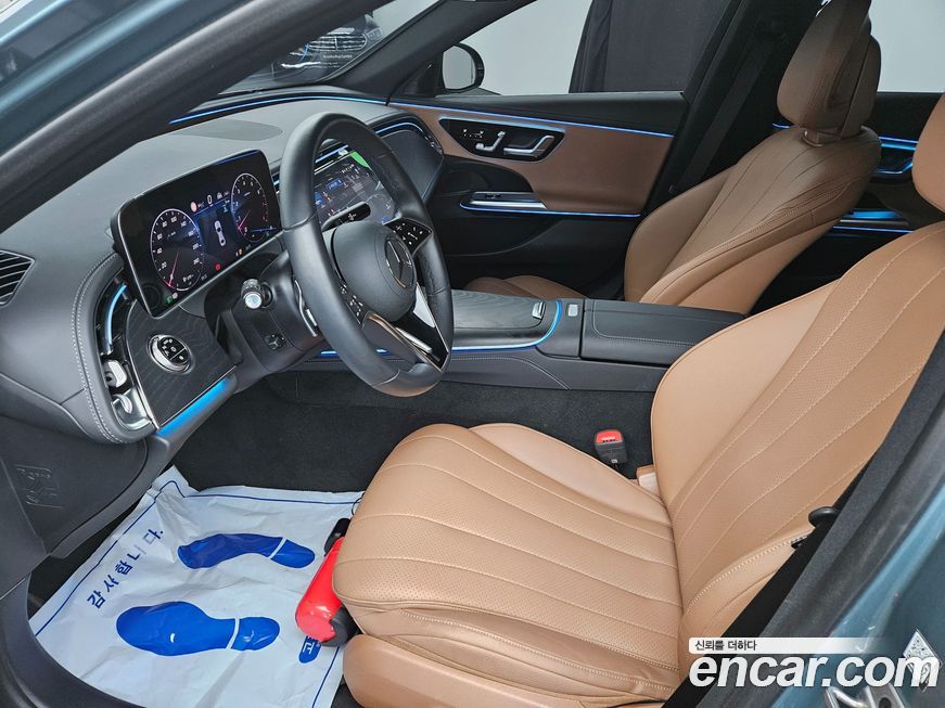 Mercedes-Benz E-Class 2025