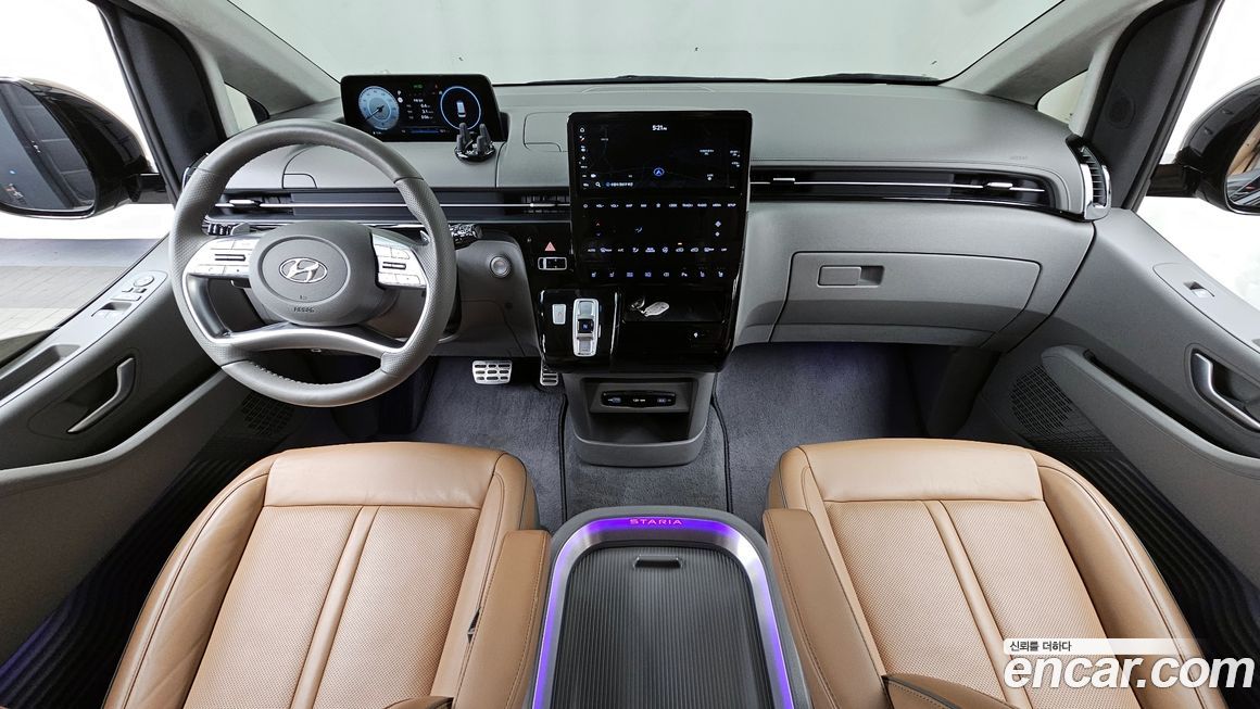Hyundai Staria 2022