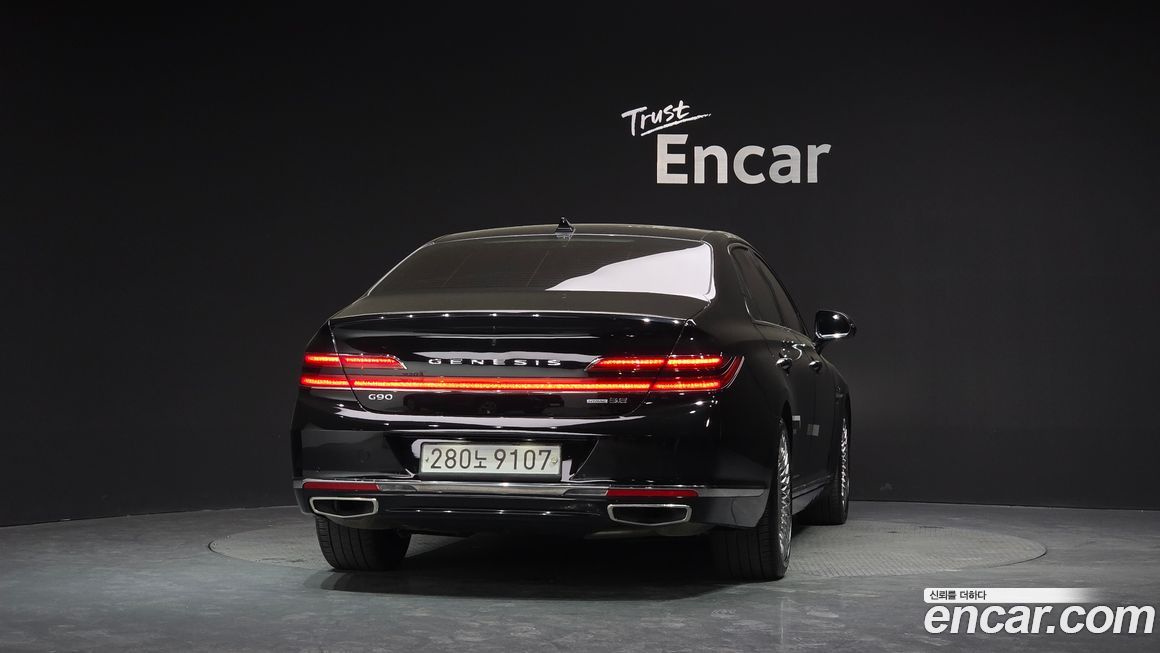 Genesis G90 2020