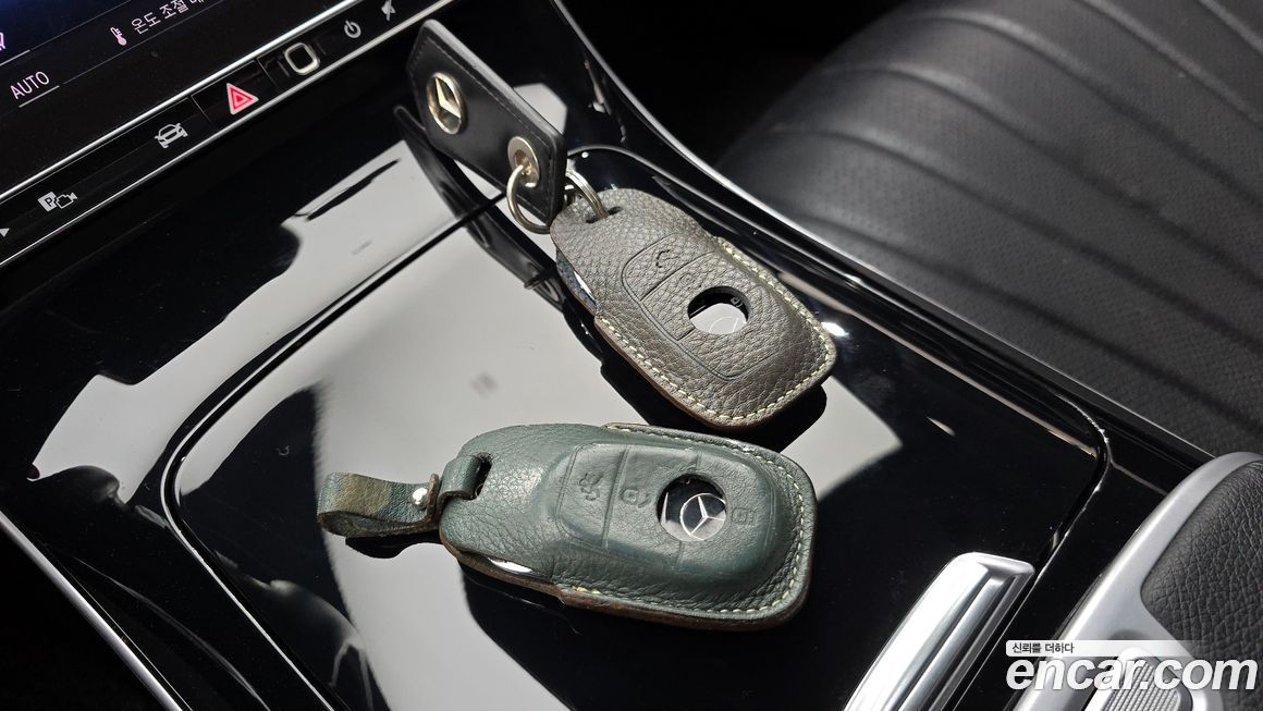 Mercedes-Benz S-Class 2022