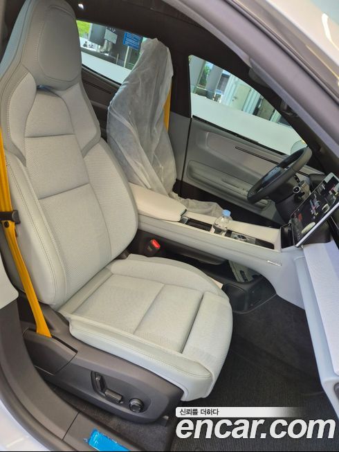 Polestar Polestar 4 2025