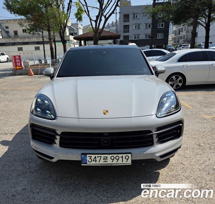 Porsche Cayenne 2021