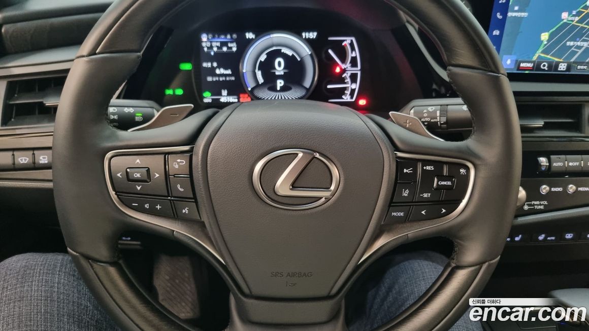 Lexus ES 2026