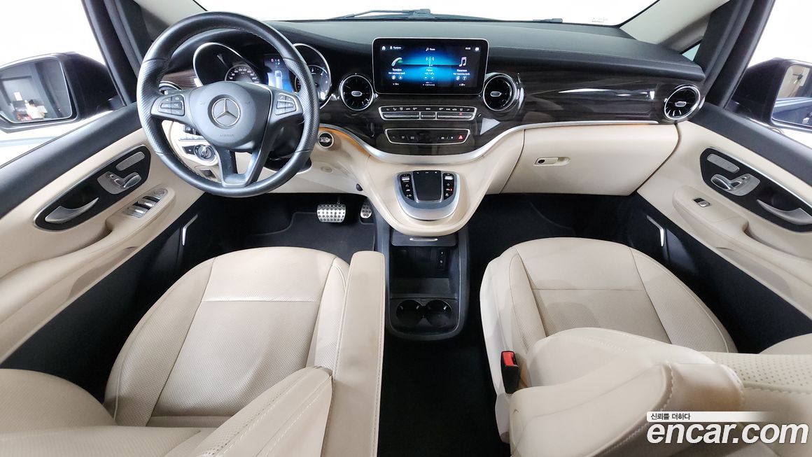 Mercedes-Benz V-Class 2022