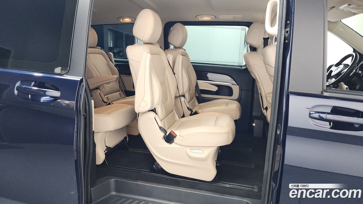 Mercedes-Benz V-Class 2022