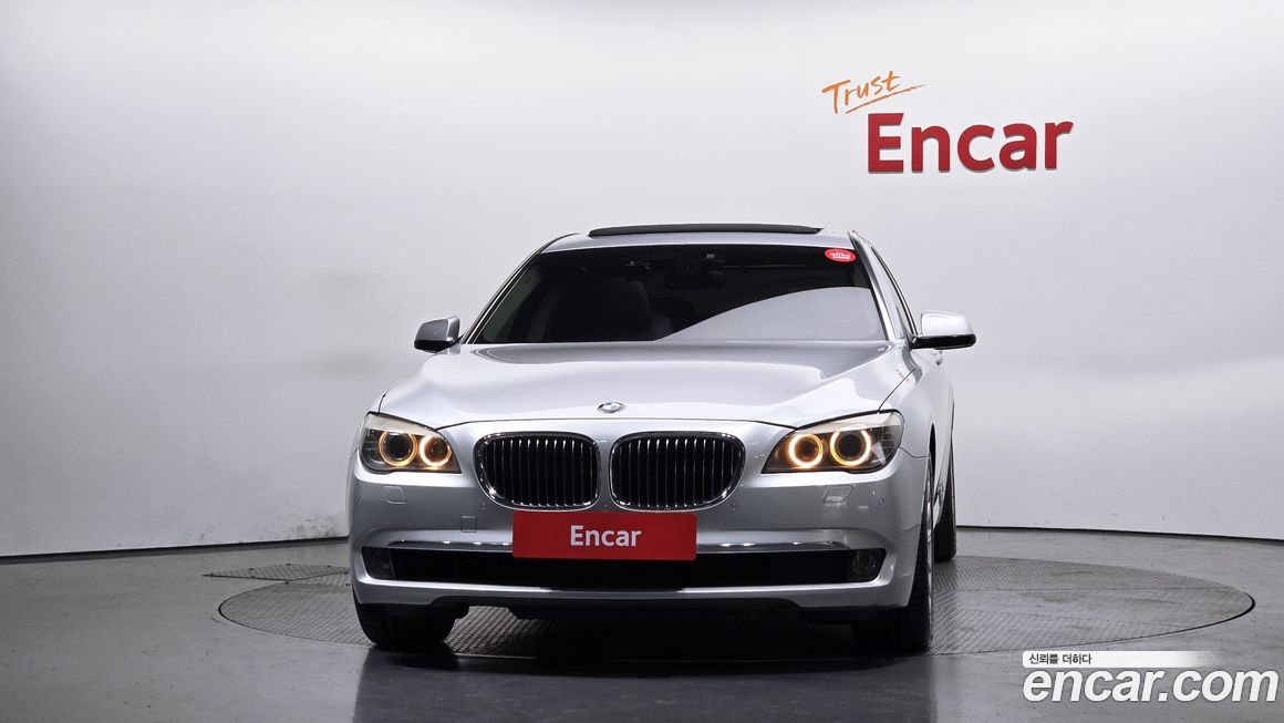BMW 7-Series 2010