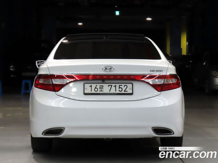 Hyundai Grandeur 2012