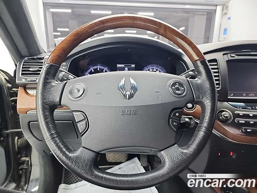 KG_Mobility_Ssangyong Chairman 2013