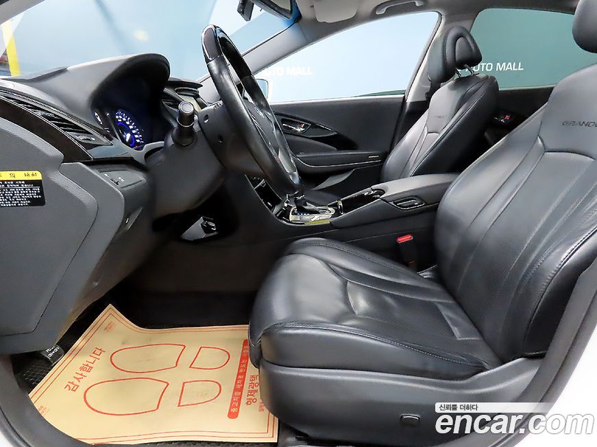 Hyundai Grandeur 2012