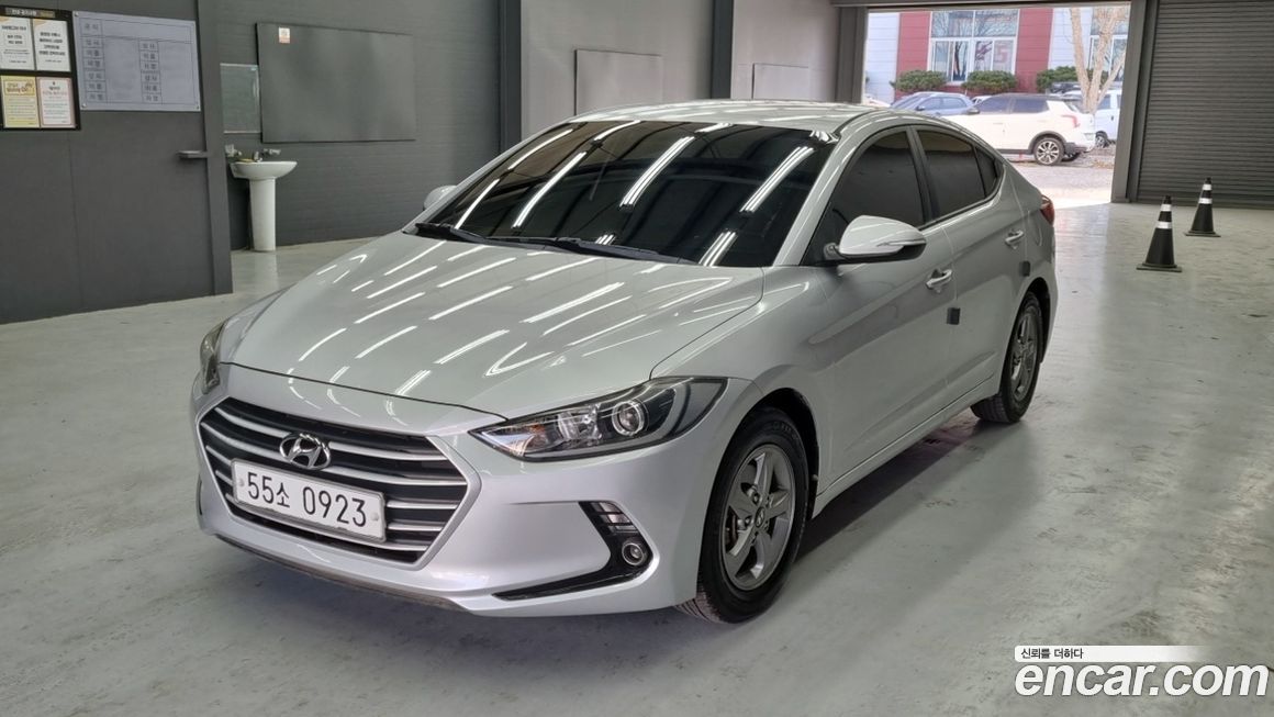 Hyundai AVANTE 2016