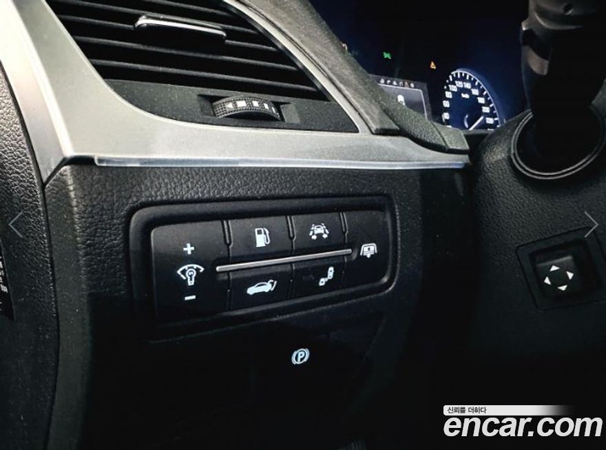 Hyundai Genesis 2016