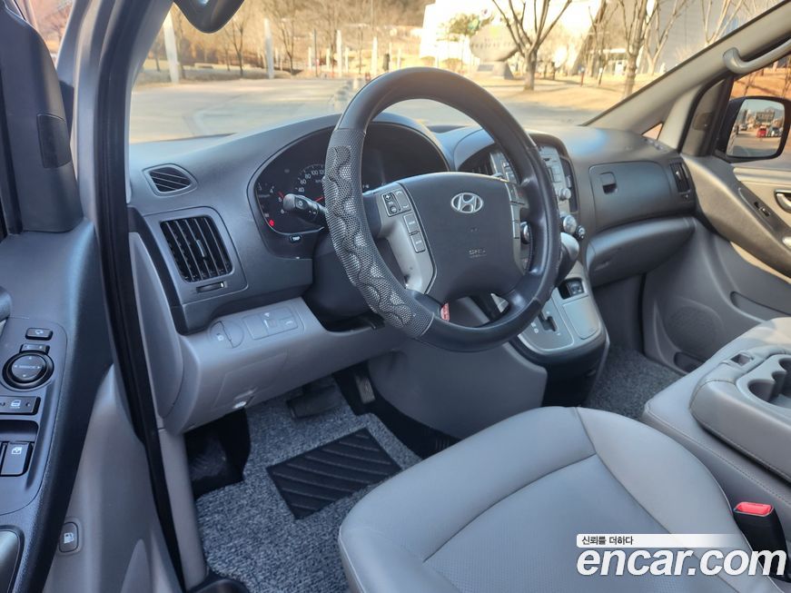 Hyundai Starex 2013