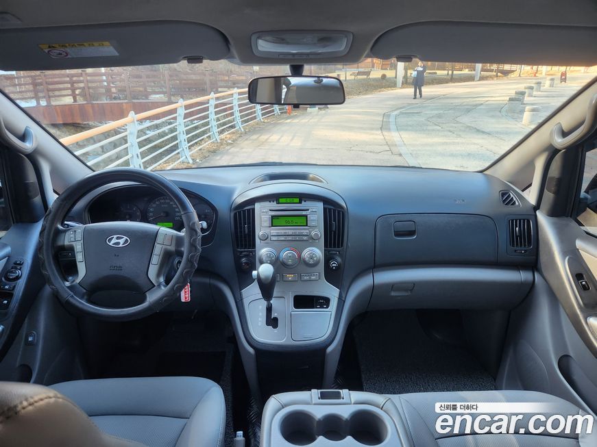 Hyundai Starex 2013