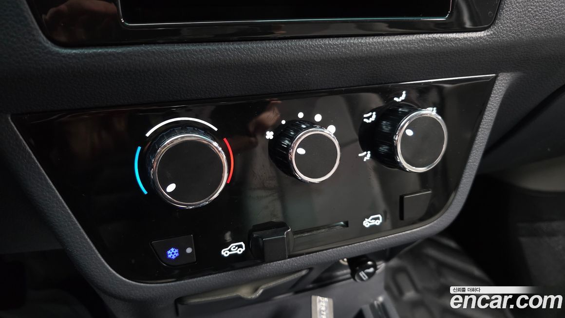 Xin yuan ET Van 2023