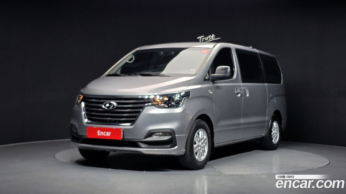 Hyundai Starex 2019