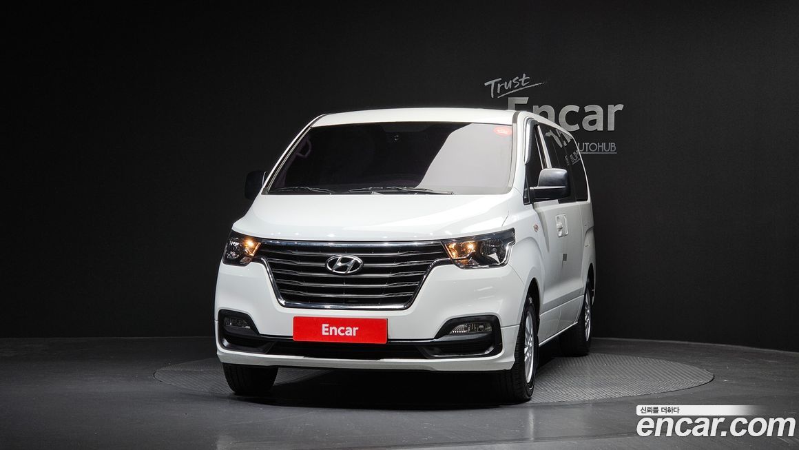 Hyundai Starex 2019