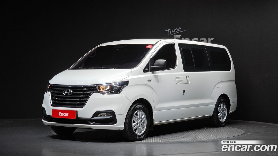 Hyundai Starex 2019
