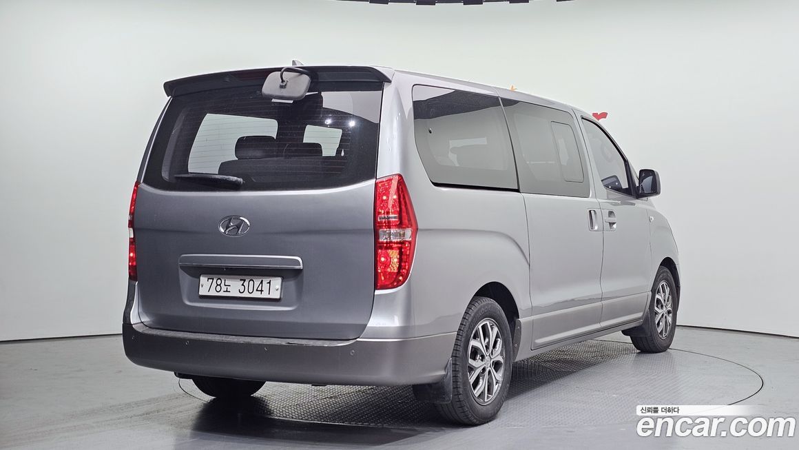 Hyundai Starex 2017