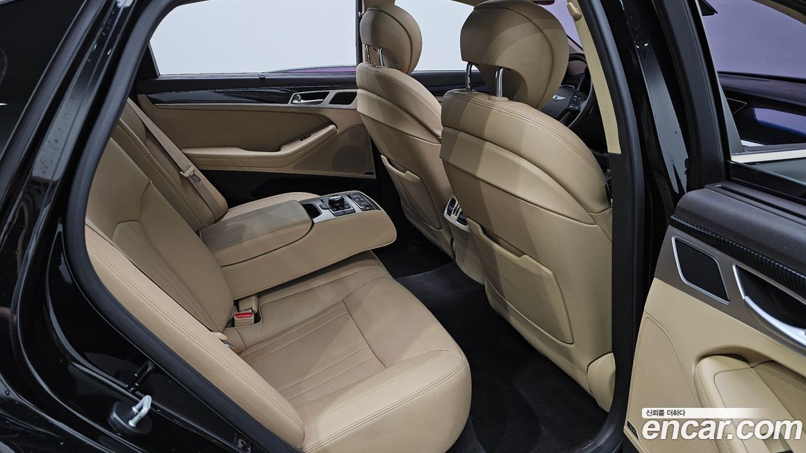 Hyundai Genesis 2016