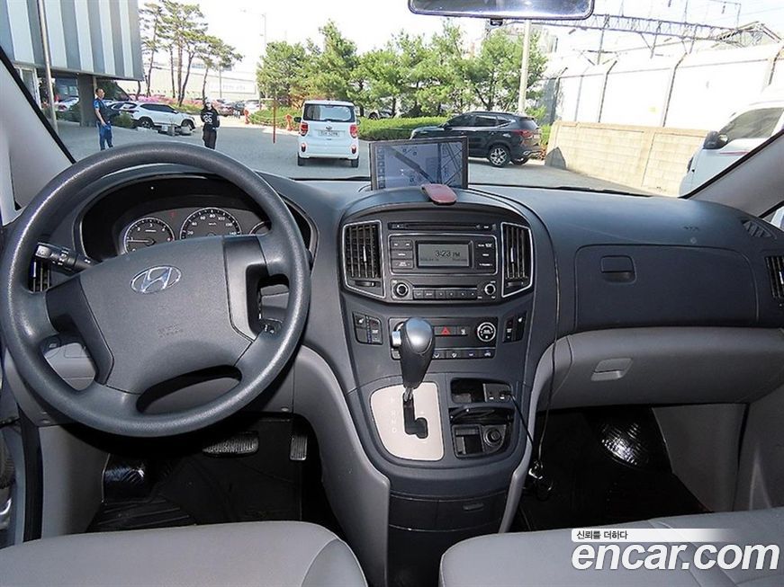 Hyundai Starex 2019
