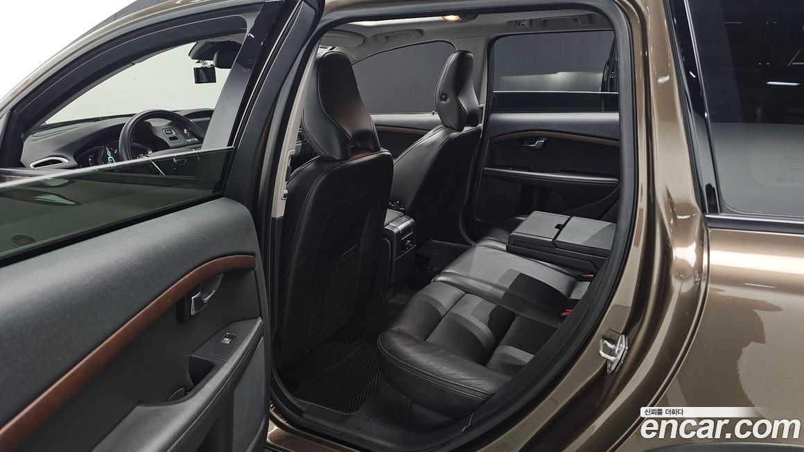 Volvo XC70 2014