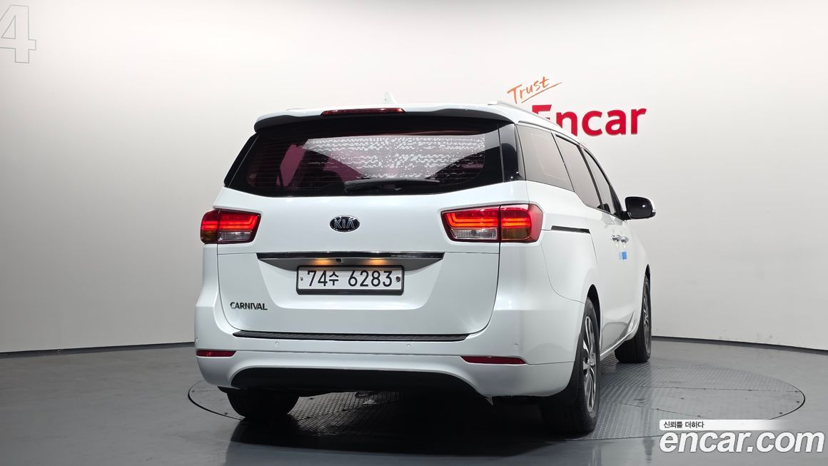 Kia Canival 2018