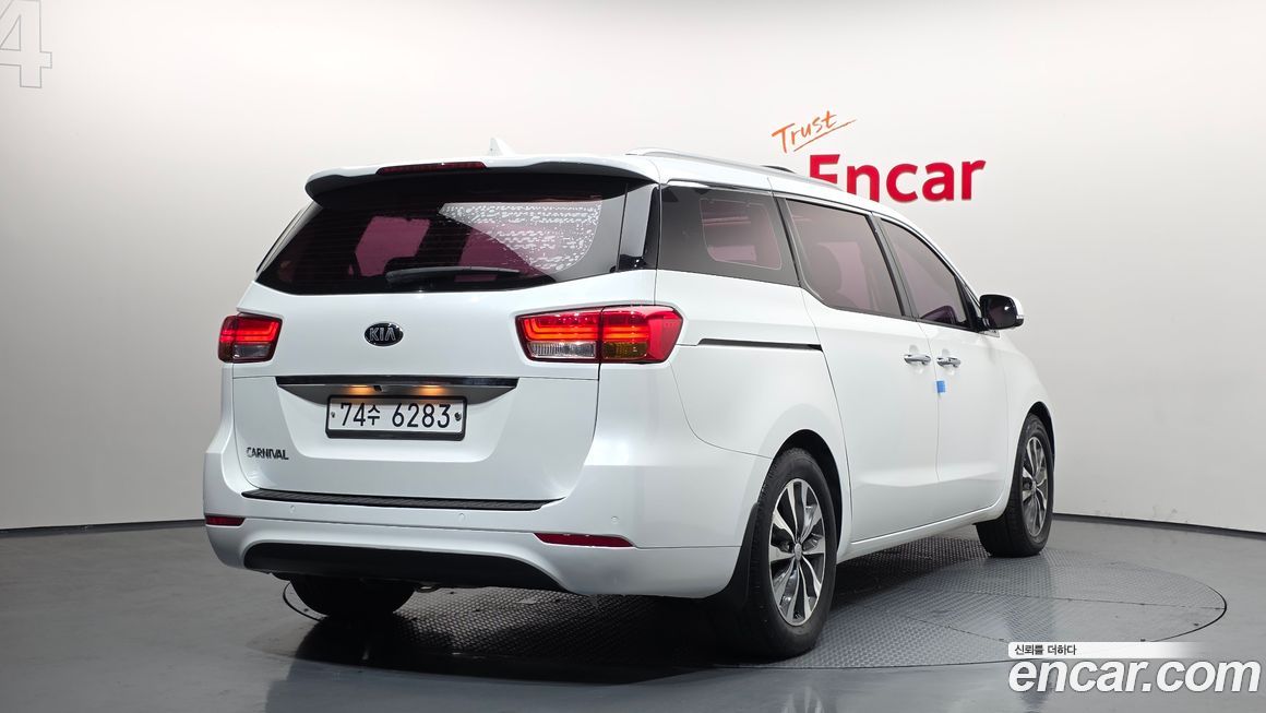 Kia Canival 2018