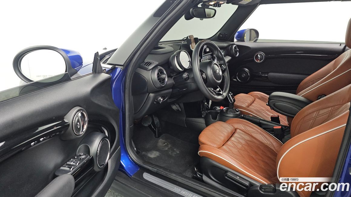 Mini Cooper Convertible 2020