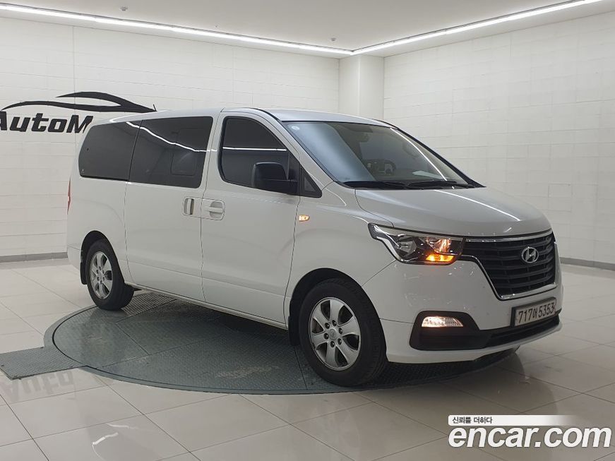 Hyundai Starex 2019