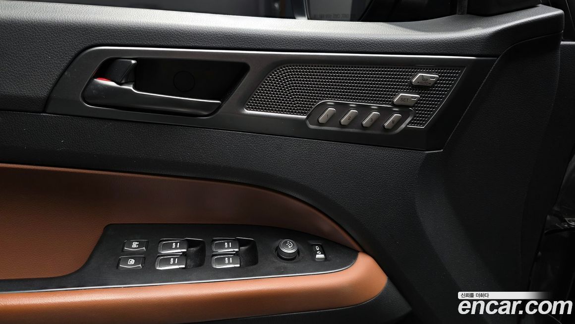 KG_Mobility_Ssangyong Rexton 2020