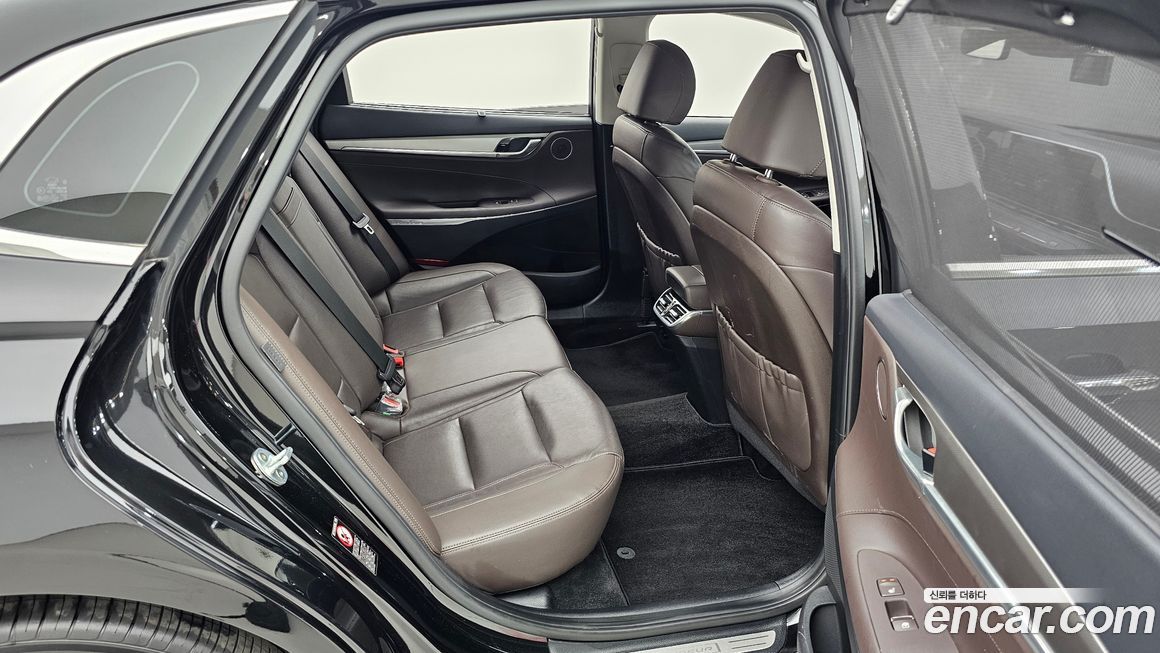 Hyundai Grandeur 2021