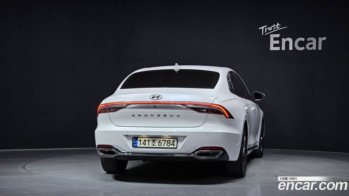 Hyundai Grandeur 2022