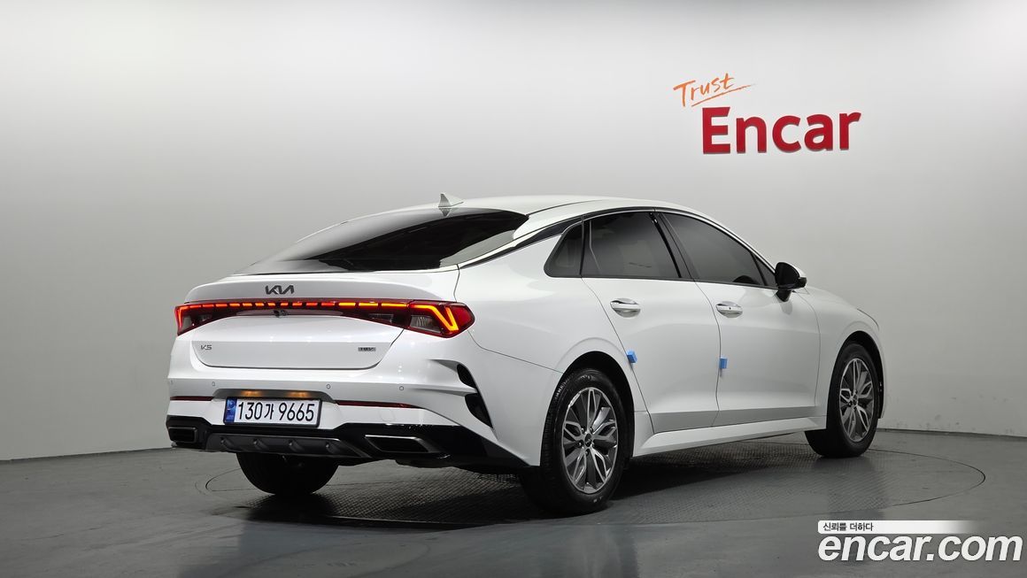Kia K5 2023