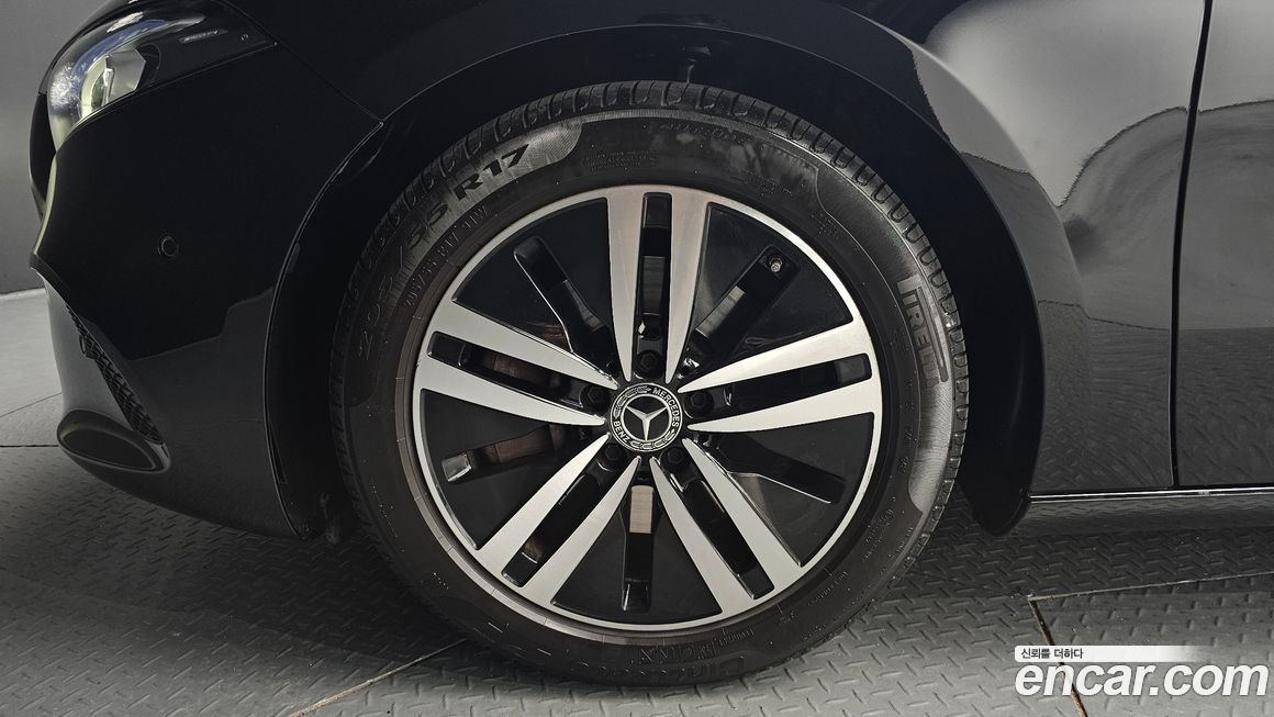 Mercedes-Benz A-Class 2021