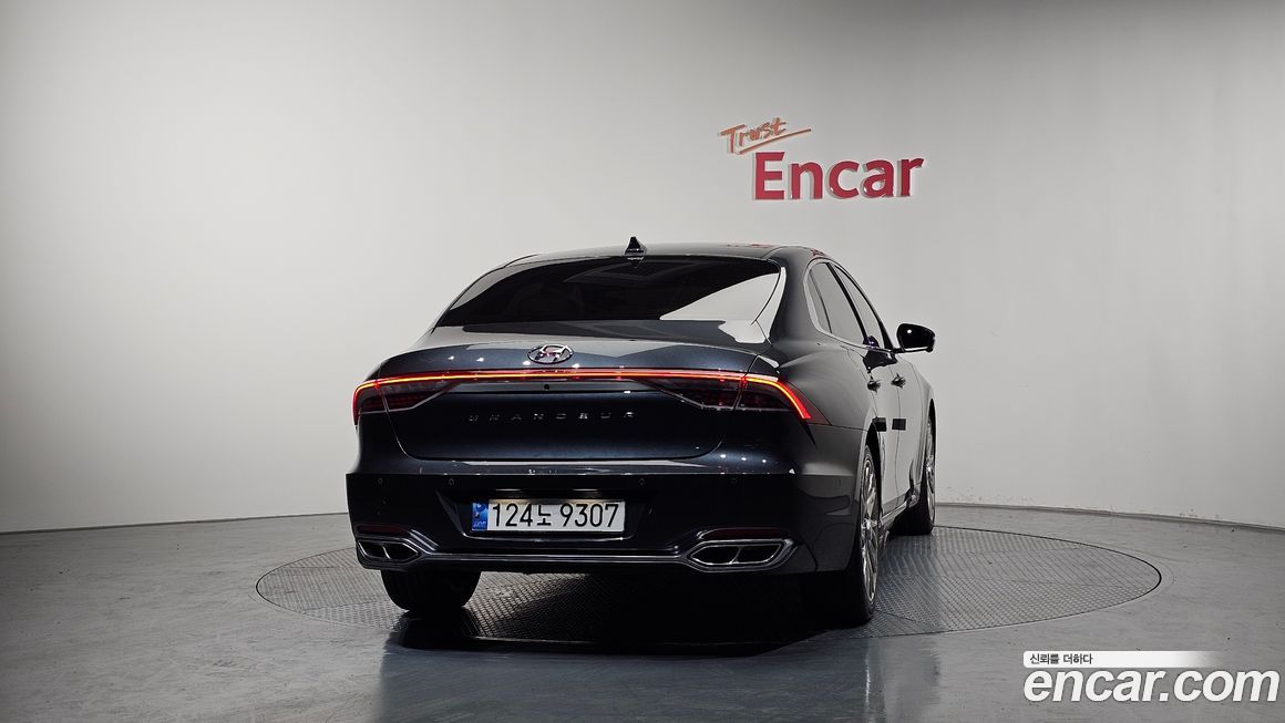 Hyundai Grandeur 2022