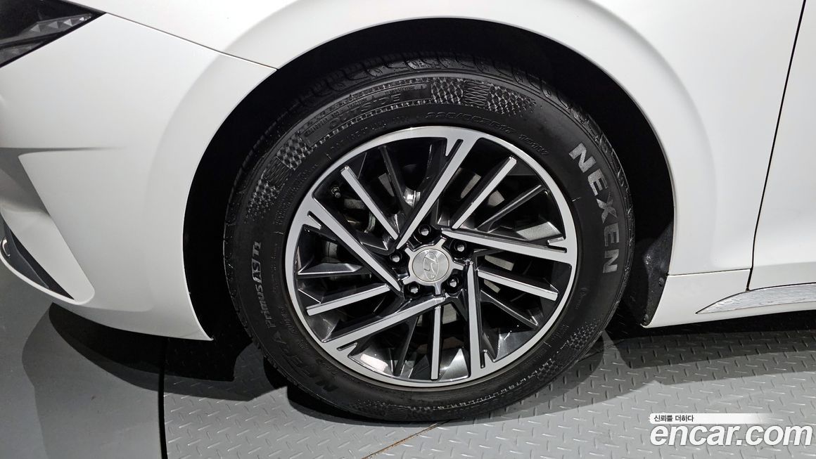 Hyundai Grandeur 2020