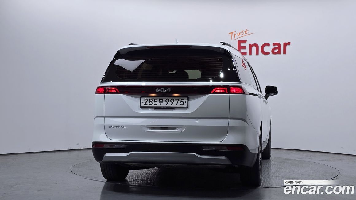 Kia Canival 2023