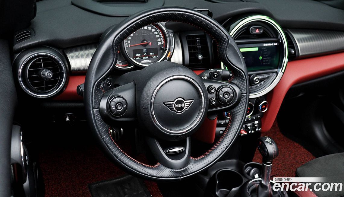 Mini Cooper Convertible 2019