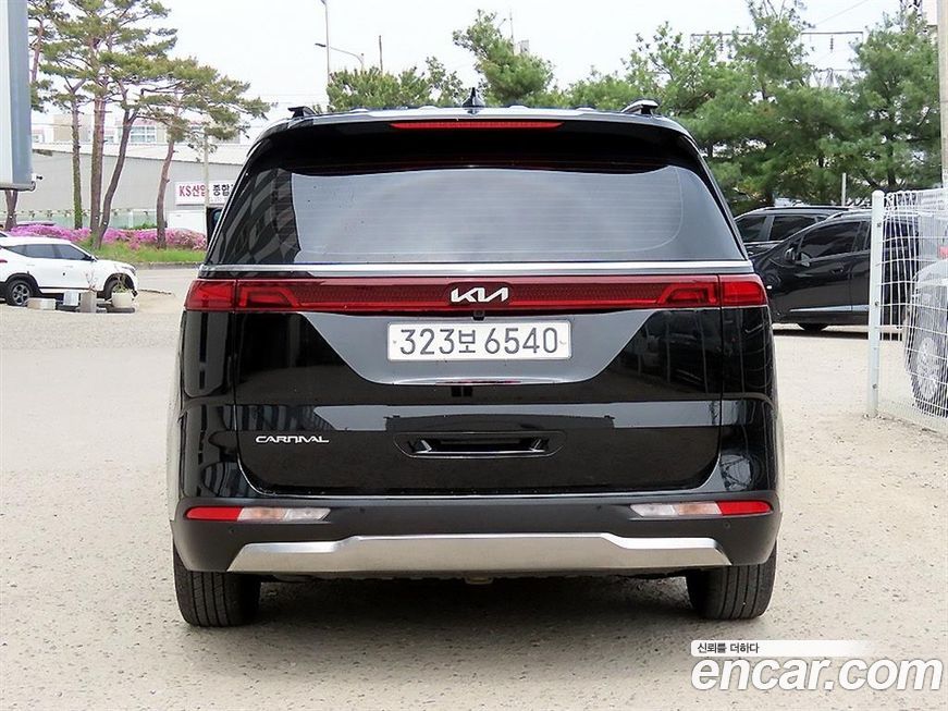 Kia Canival 2023