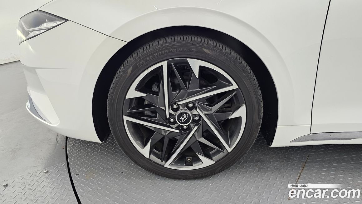 Hyundai Grandeur 2021