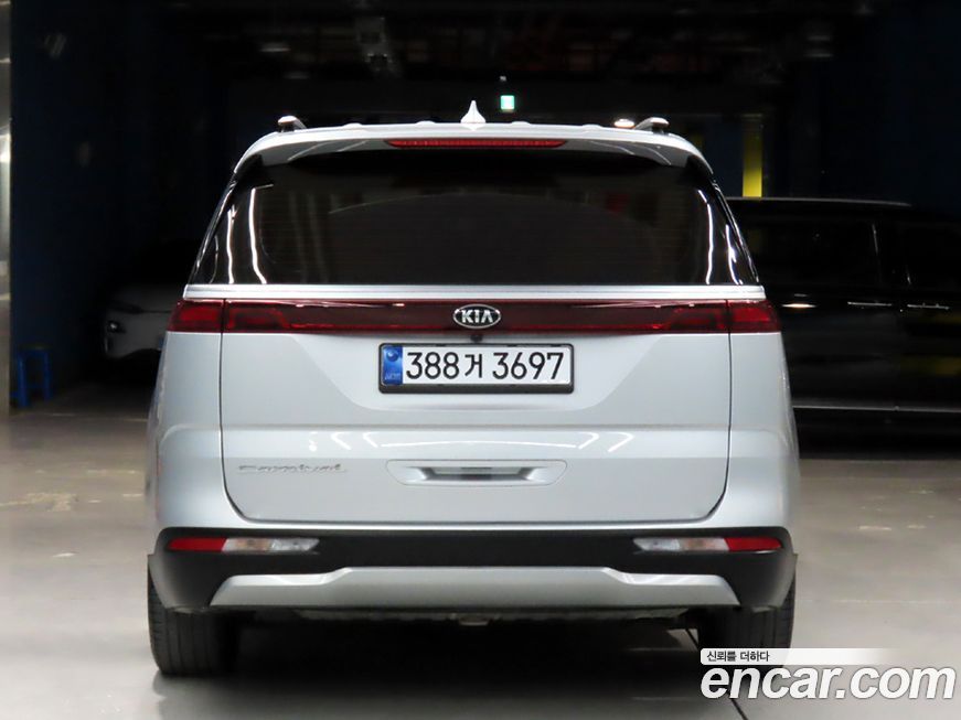 Kia Canival 2021
