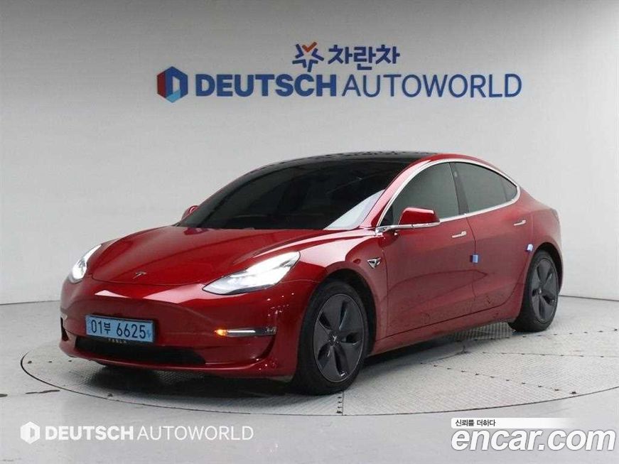 Tesla Model 3 2020