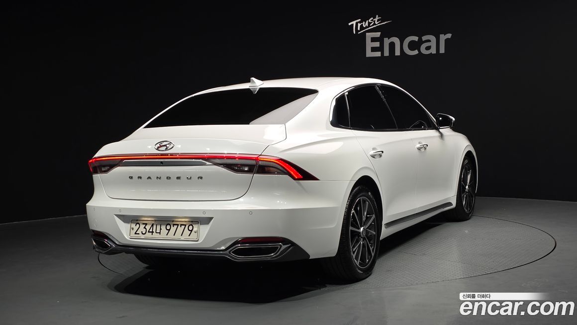 Hyundai Grandeur 2022