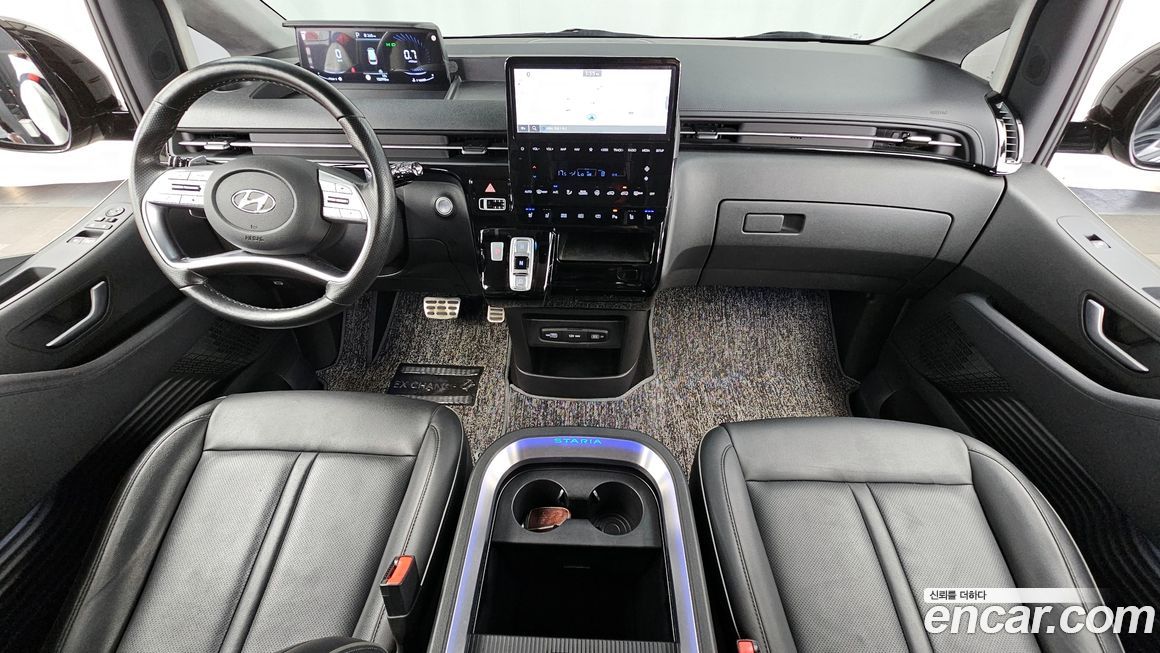 Hyundai Staria 2022