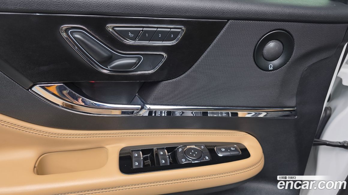 Lincoln Corsair 2021