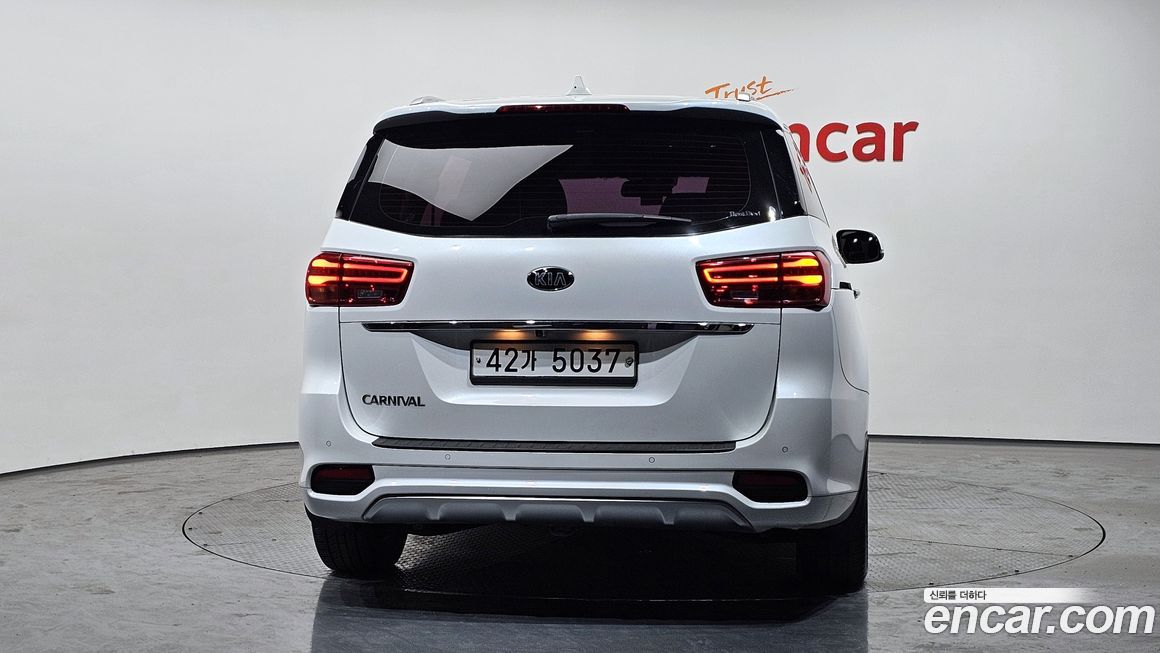 Kia Canival 2019