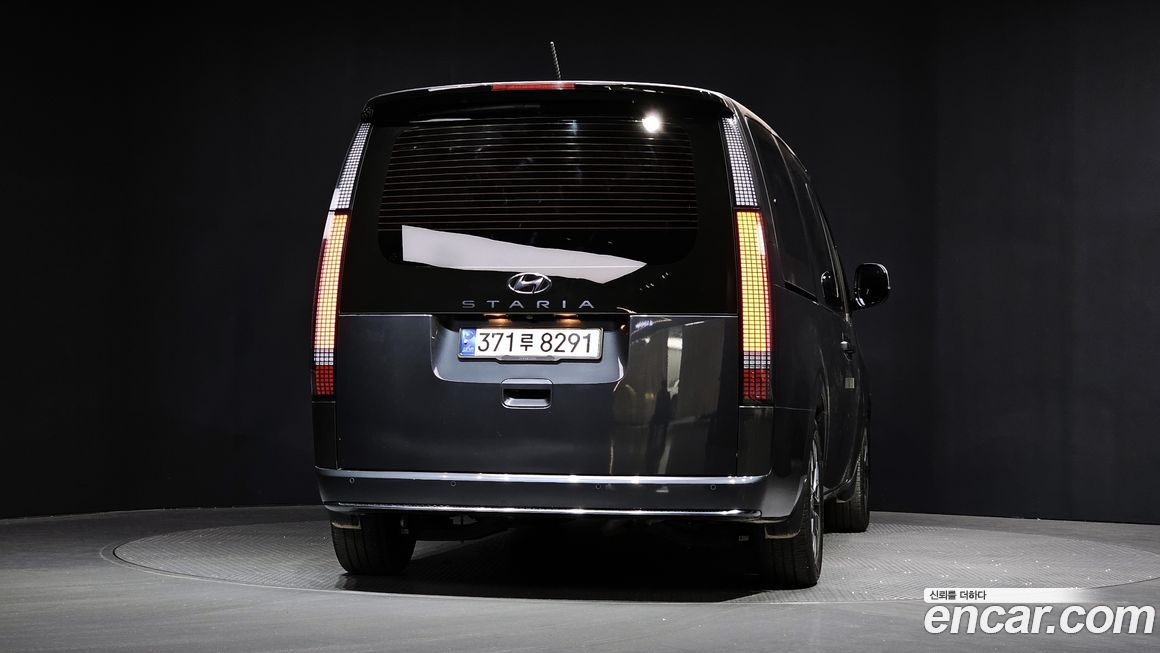Hyundai Staria 2022