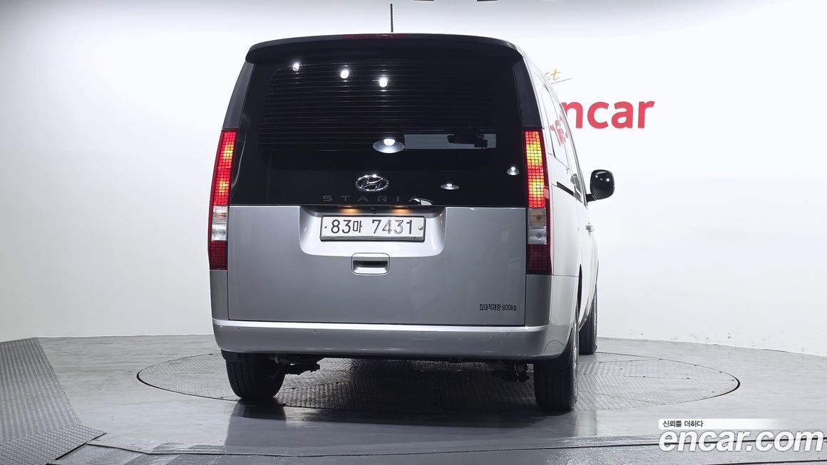 Hyundai Staria 2022