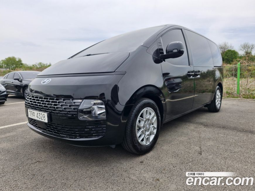 Hyundai Staria 2022