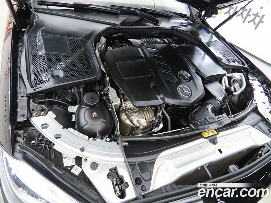 Mercedes-Benz C-Class 2019